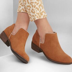 ✨ Women's Skechers Texas Midwest Shine Shootie✨